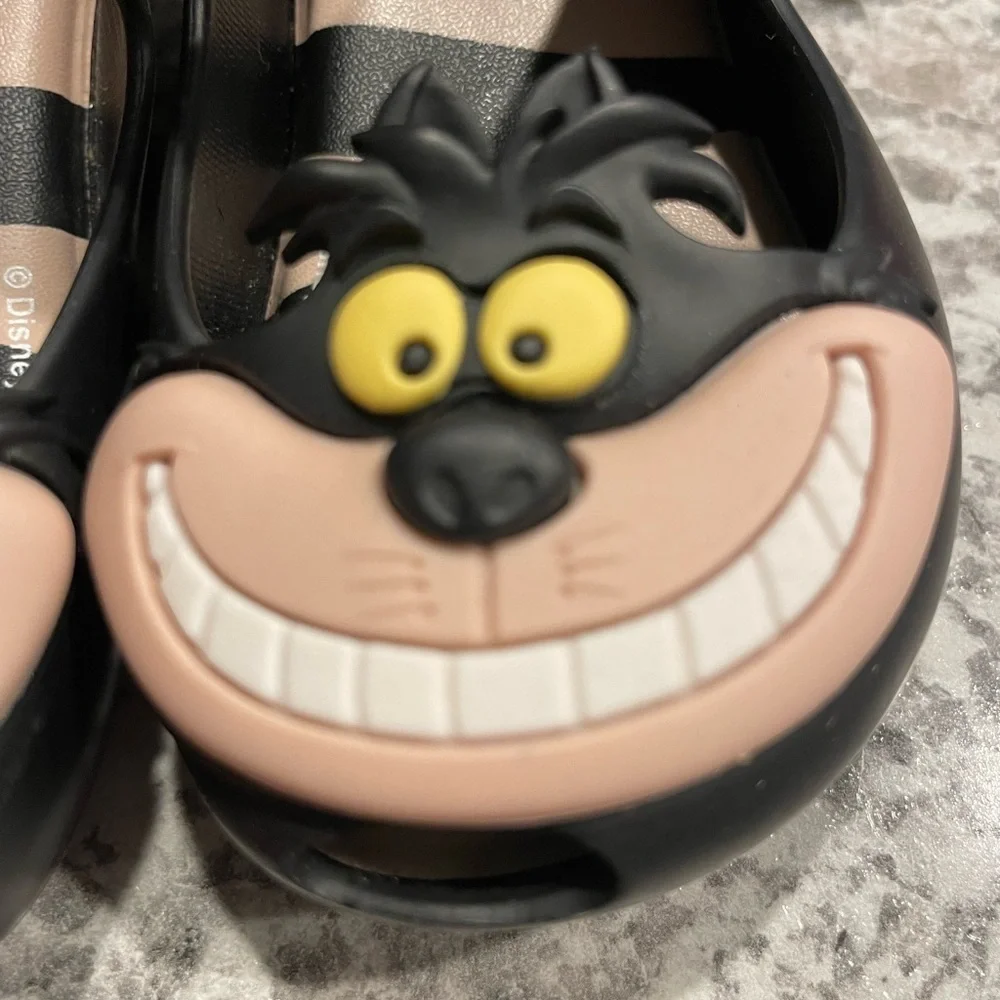 Mini Melissa Black and Pink Alice in Wonderland cat